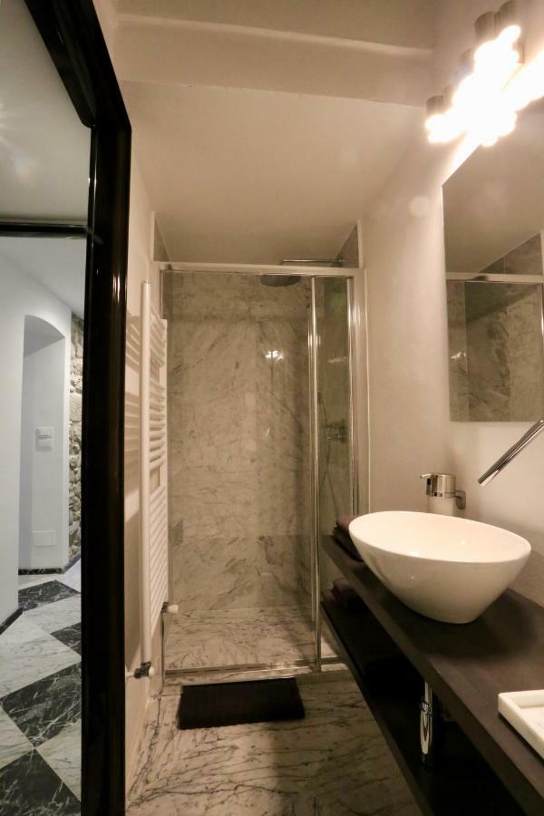 Duomosette Bed & Breakfast การ์รารา ภายนอก รูปภาพ